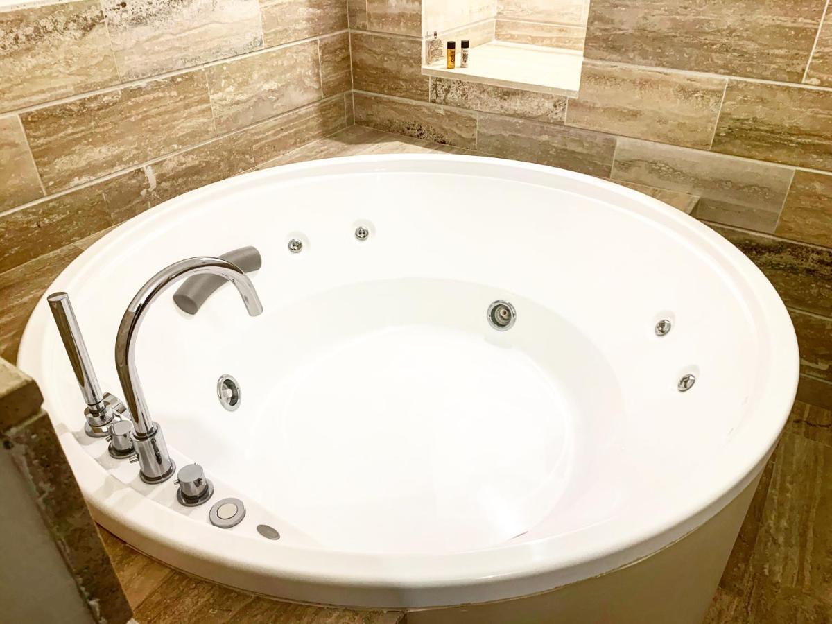 קטאניה Nerello Suites And Rooms מראה חיצוני תמונה